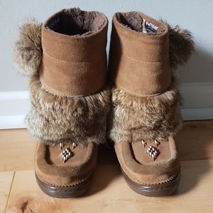 Manitobah Mukluks Snowy Owlet Oak C12